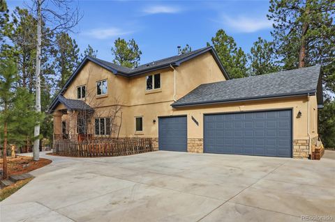 Photo of 4163 Cheyenne Drive, Larkspur, CO 80118 (MLS # 7257421)