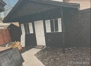 110 S Hoyt Street
