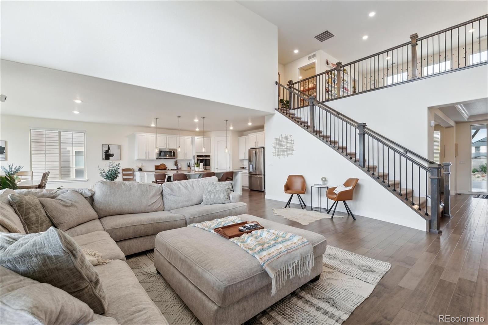 8107 Arapahoe Peak Street