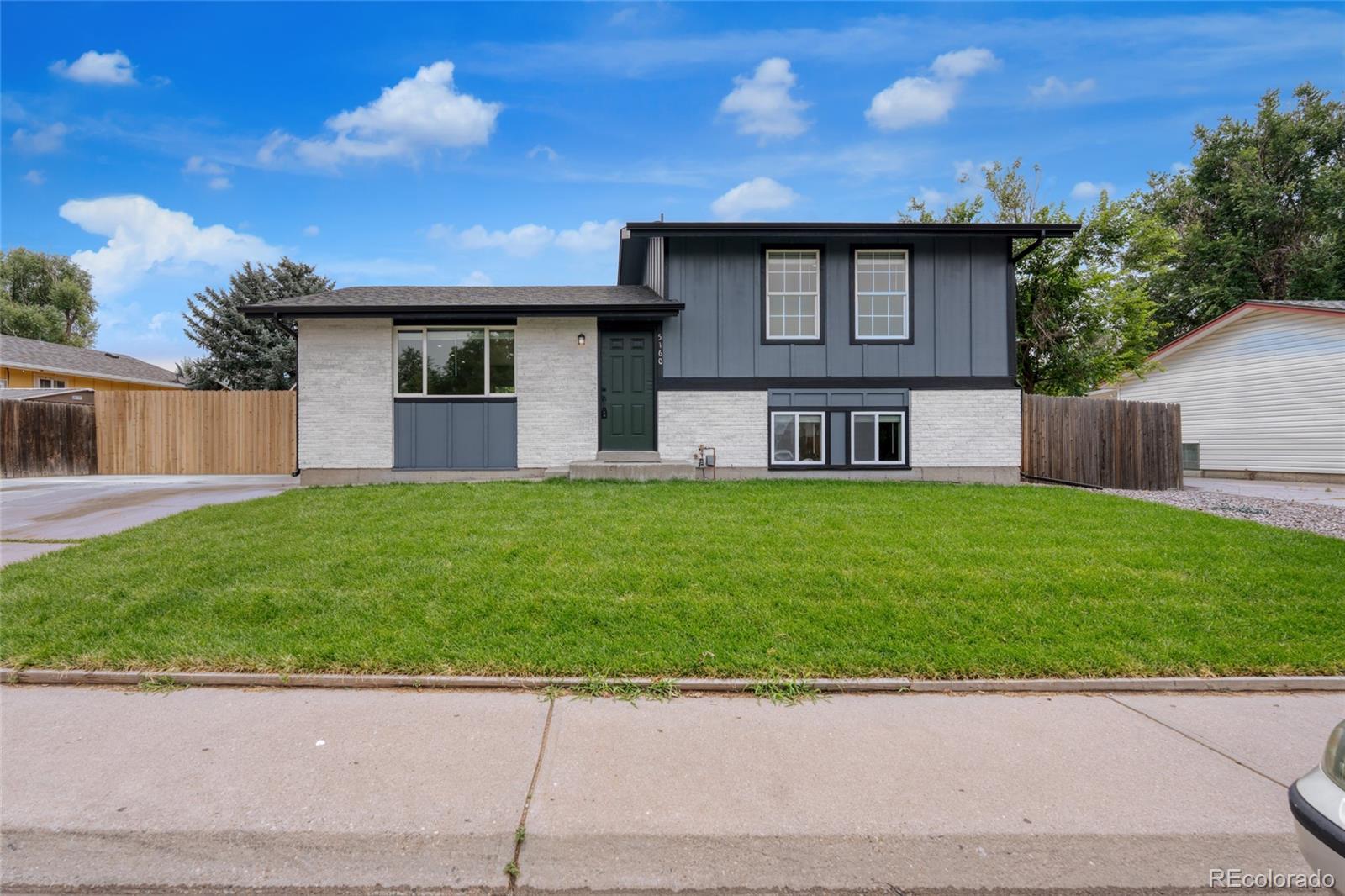 5160 Blackhawk Way
