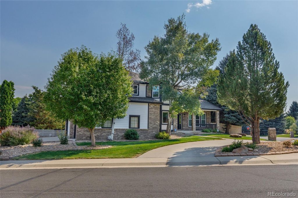 Photo of 583 Redstone Drive, Broomfield, CO 80020 (MLS # 5677030)