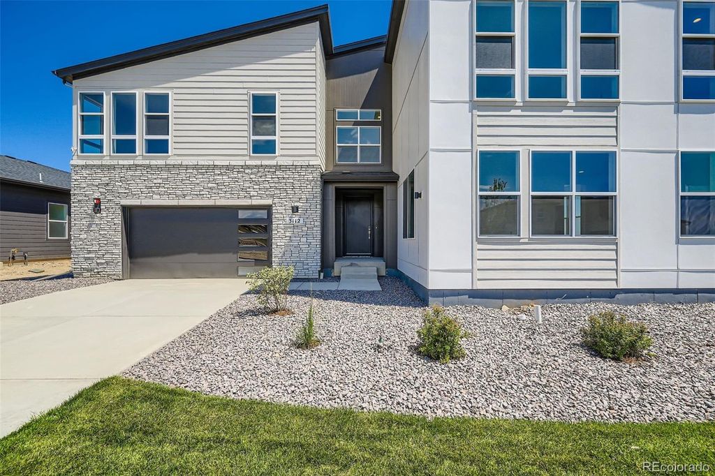 Photo of 3112 Westcliff Drive, Loveland, CO 80538 (MLS # 8961760)