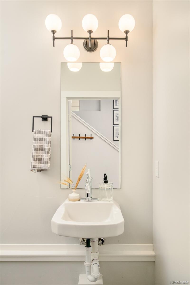 1250 Quitman Street 3