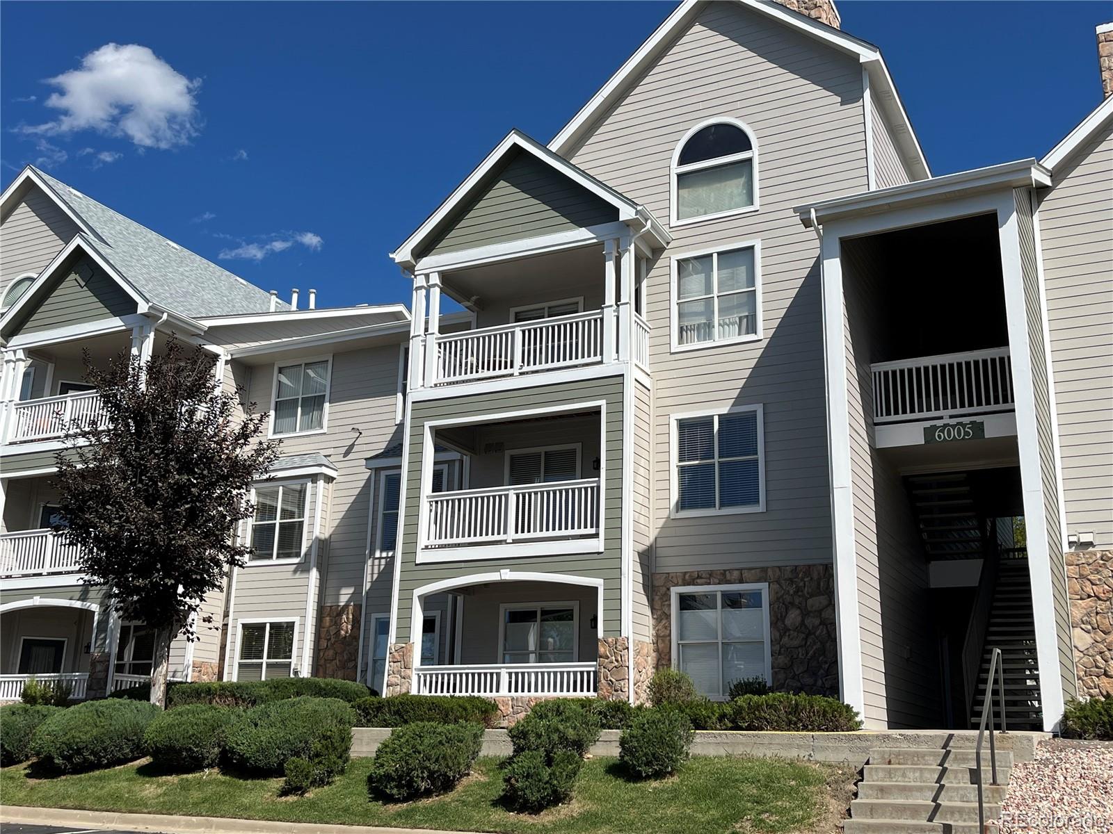 6005 Castlegate Drive B27