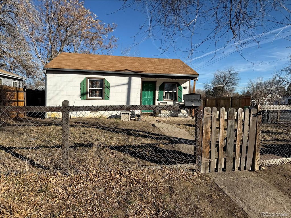 Photo of 2096 S Lowell Boulevard, Denver, CO 80219 (MLS # 8750811)