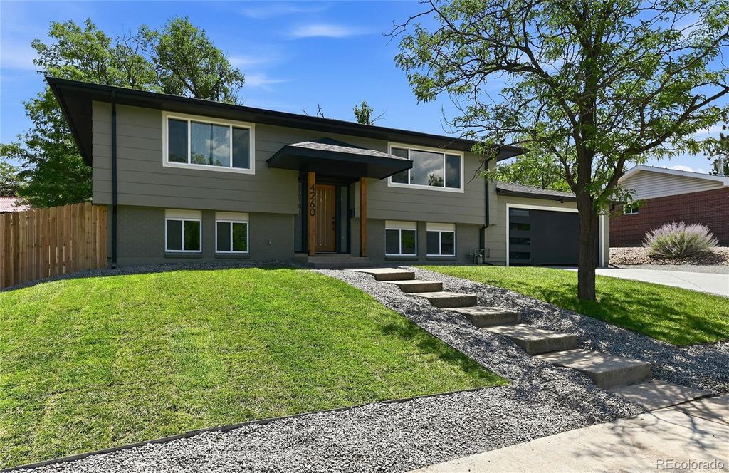 Photo of 4260 Whitney Place, Boulder, CO 80305 (MLS # 6087671)