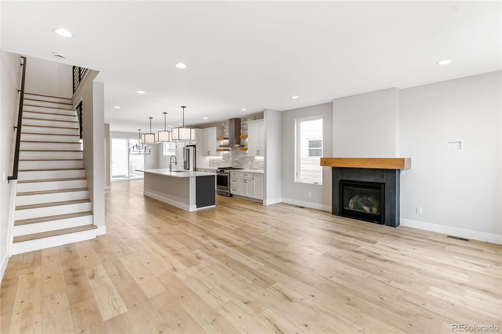 Photo of 2734 S Bannock Street, Englewood, CO 80110 (MLS # 3805919)