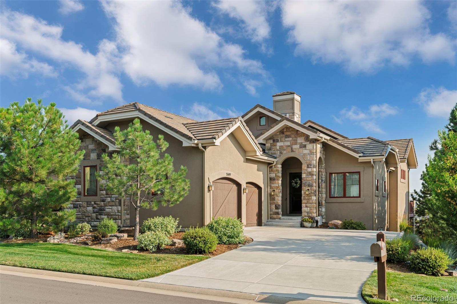 5149 Le Duc Lane