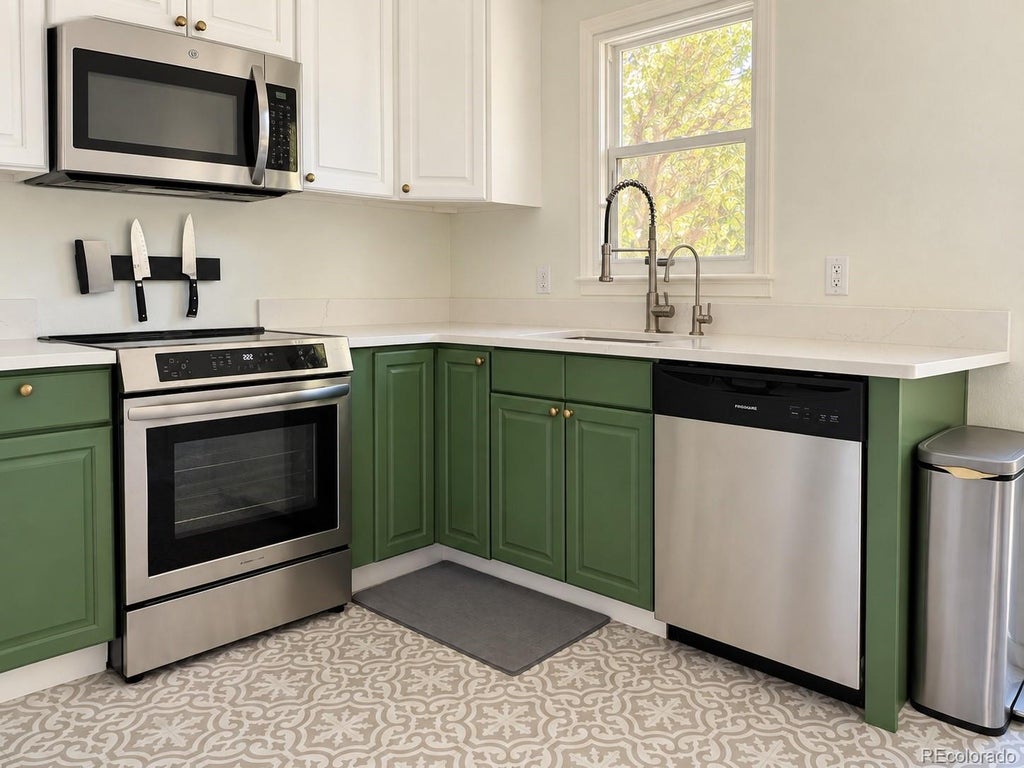 Photo of 714 S Xavier Street, Denver, CO 80219 (MLS # 6193729)