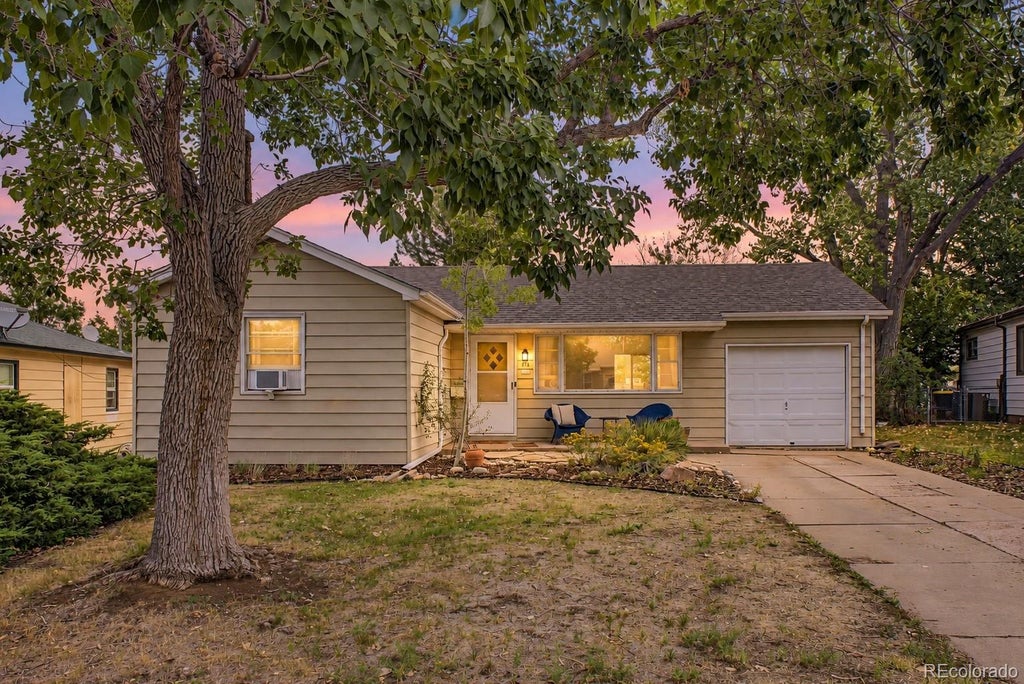 Photo of 714 S Xavier Street, Denver, CO 80219 (MLS # 6193729)