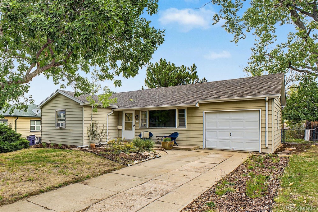 Photo of 714 S Xavier Street, Denver, CO 80219 (MLS # 6193729)