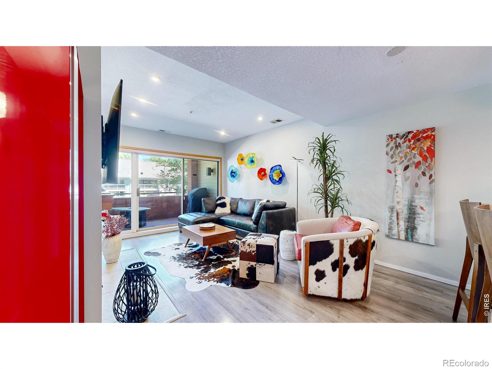 624 Pearl Street 203
