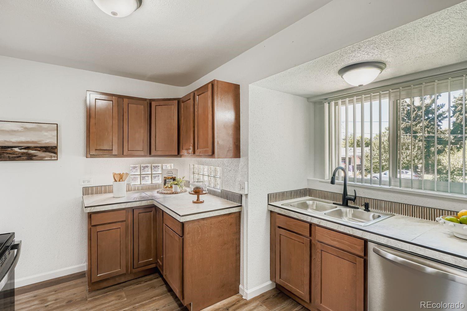 3670 Magnolia Street