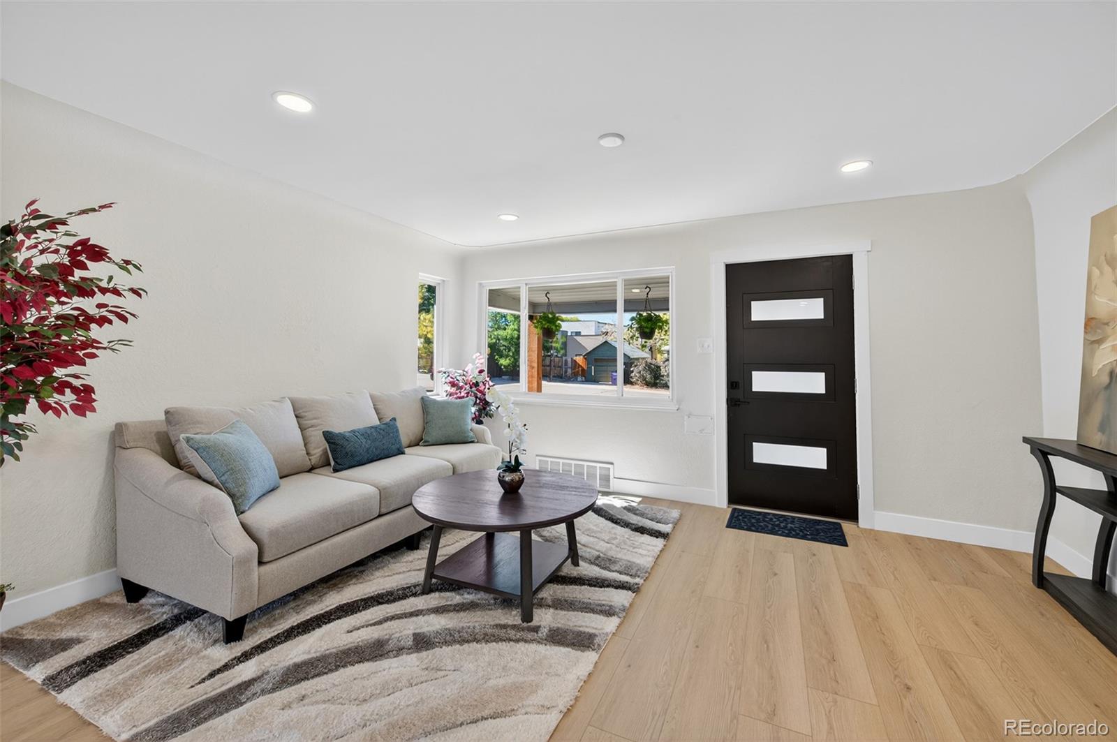 1856 S Steele Street