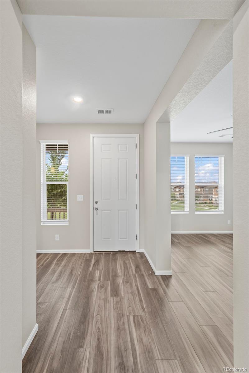 13870 Ash Circle