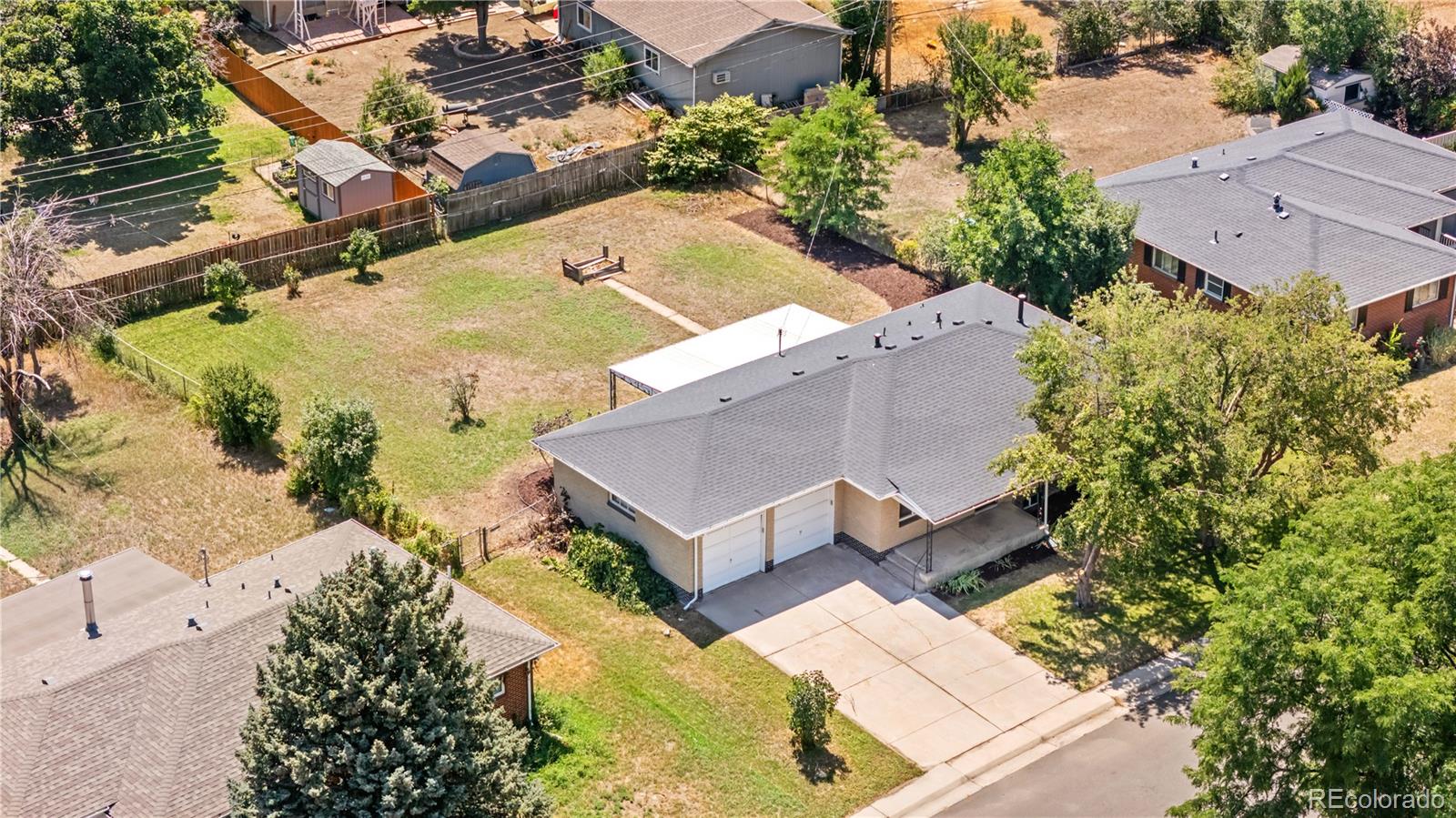 3332 W Saratoga Avenue