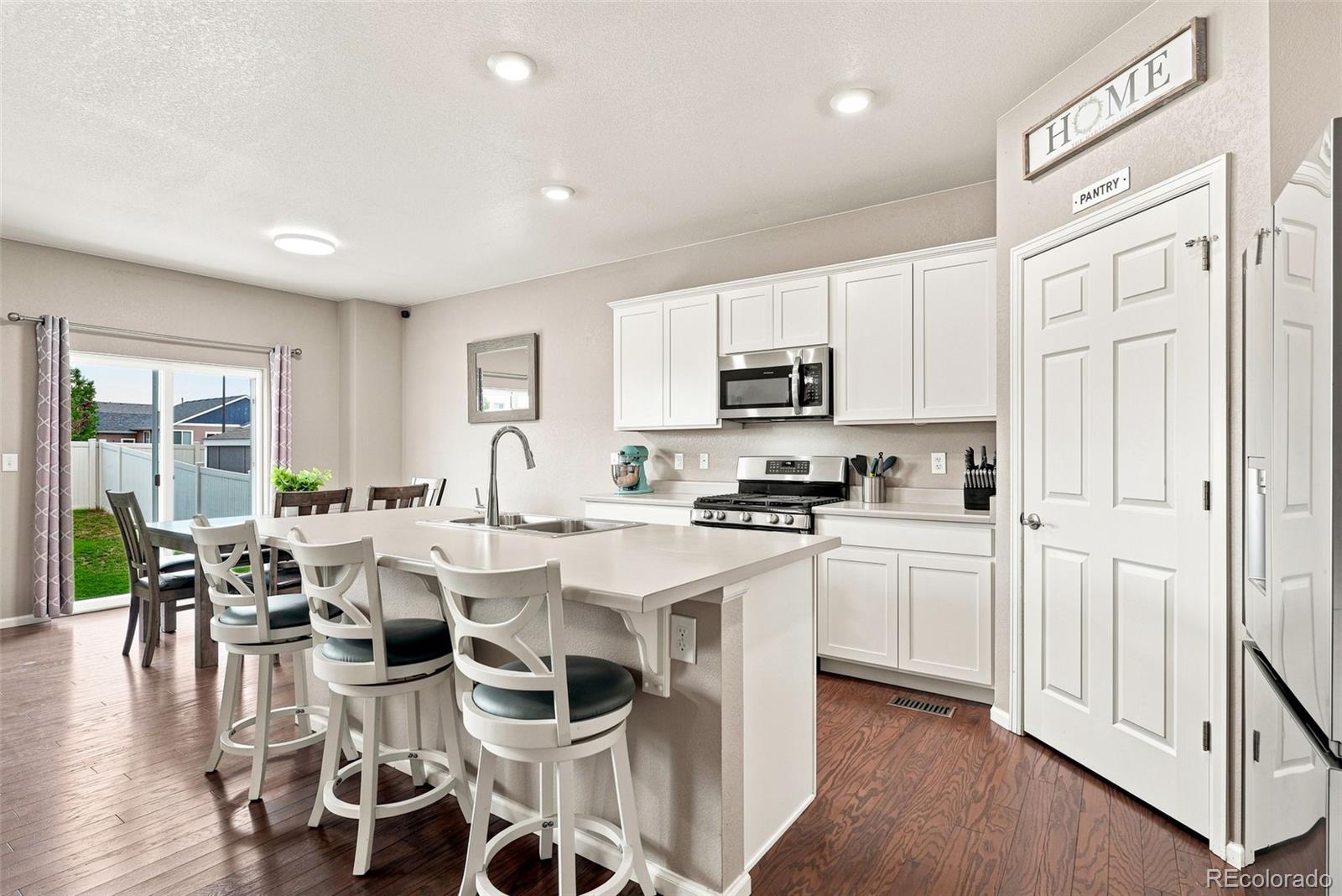 6824 Morrison Drive