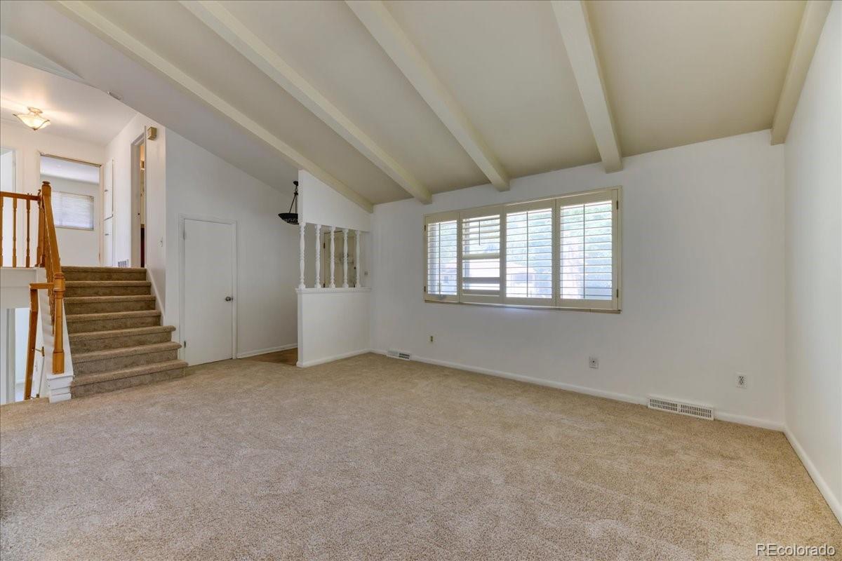 6616 S Apache Drive