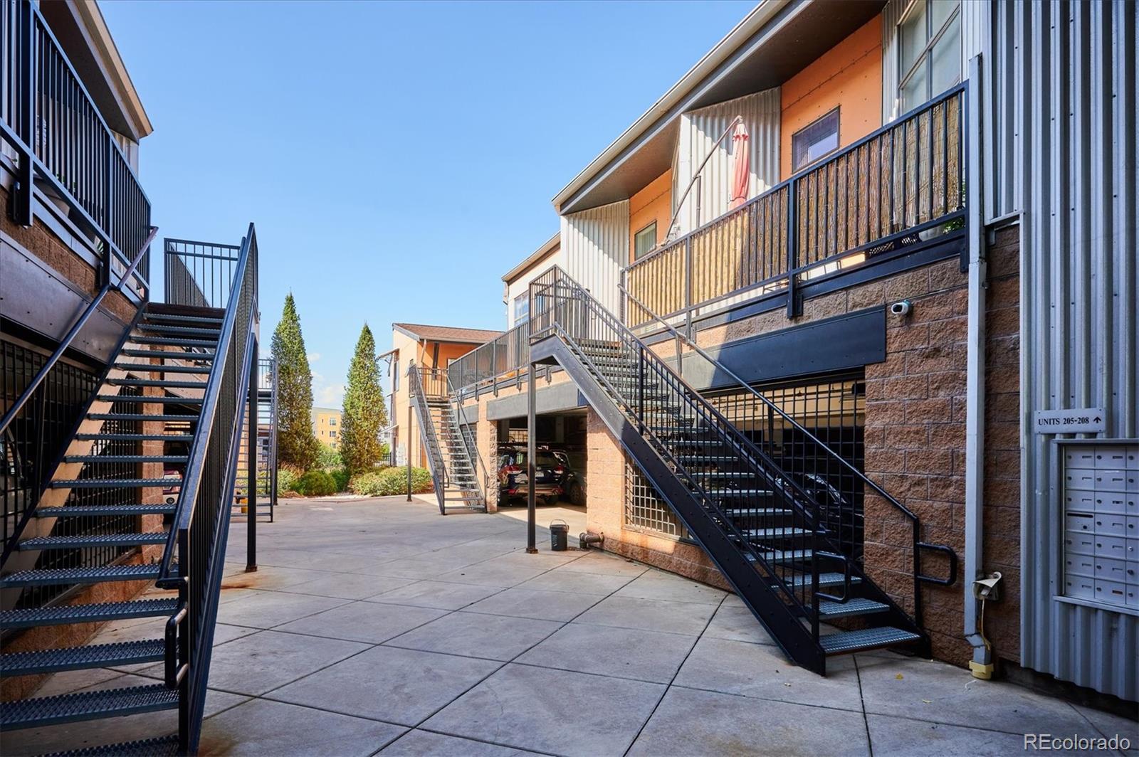 3195 Blake Street 207