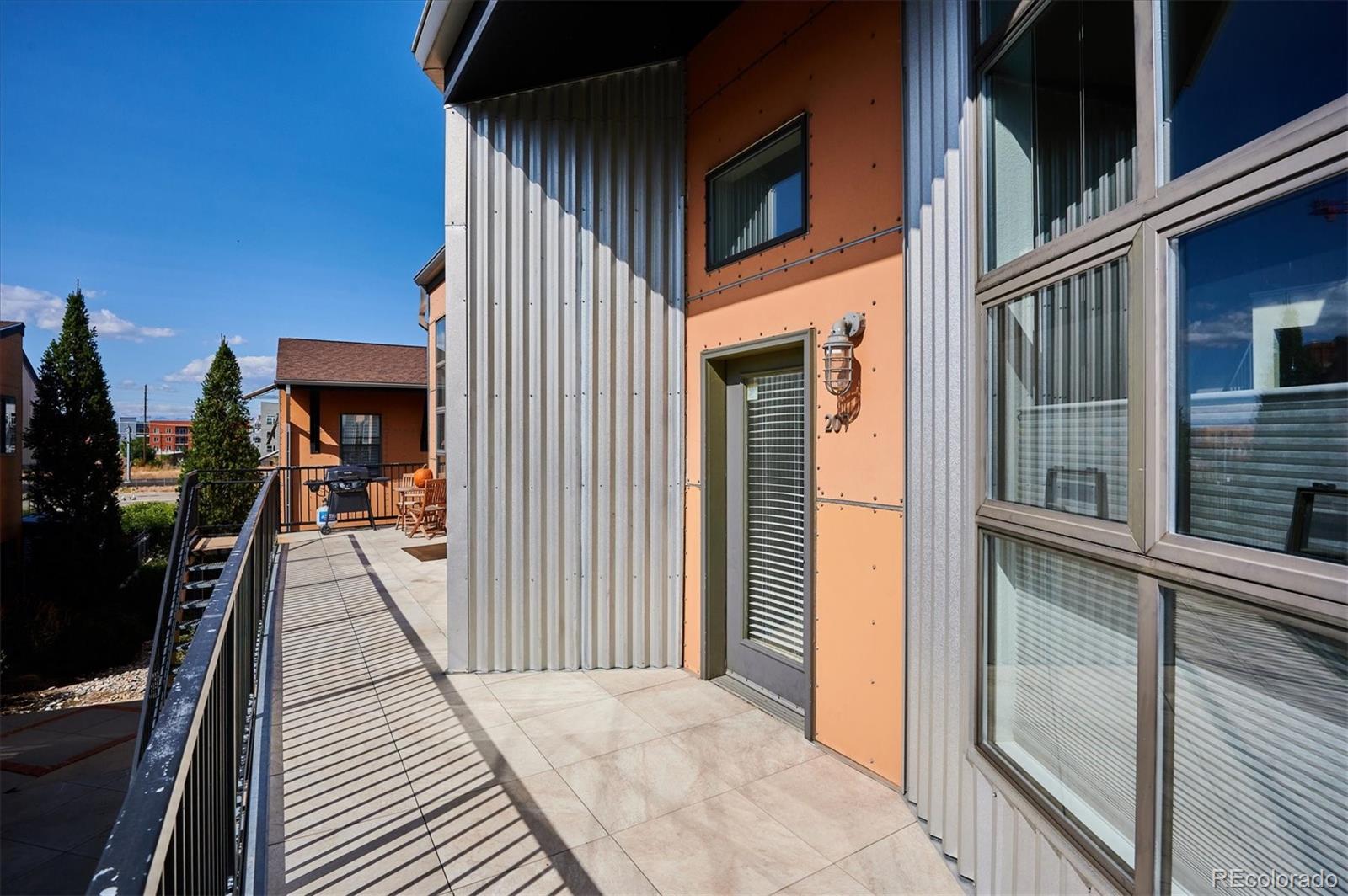 3195 Blake Street 207