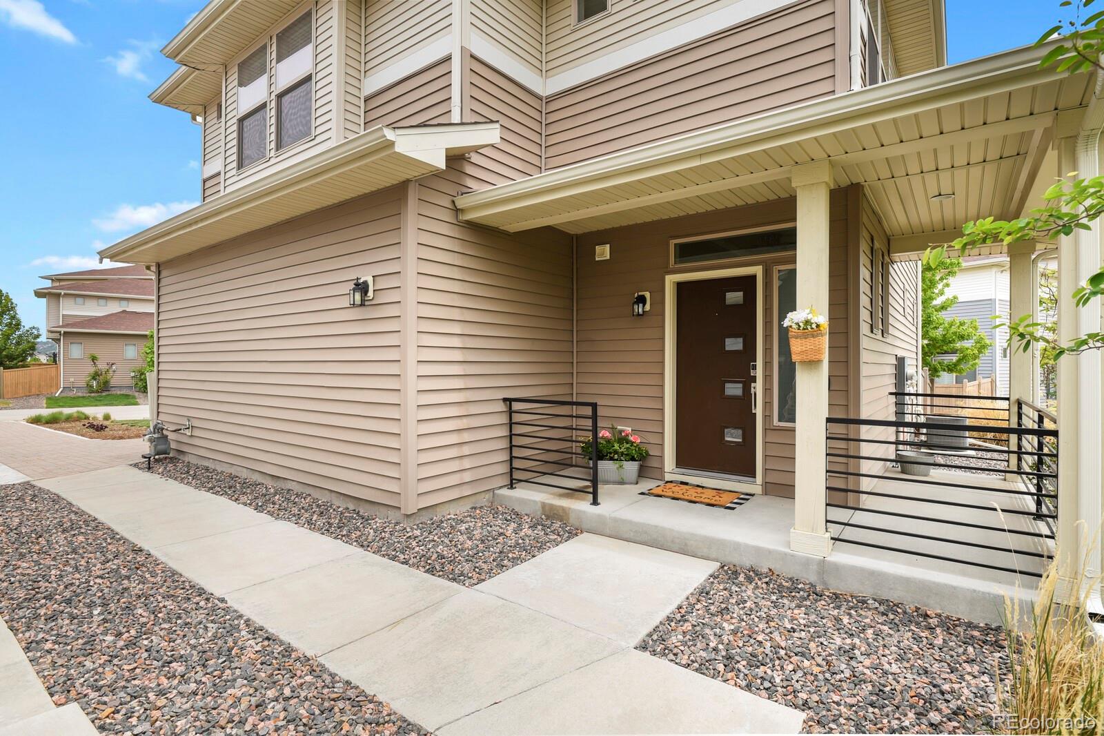 2932 Merry Rest Way
