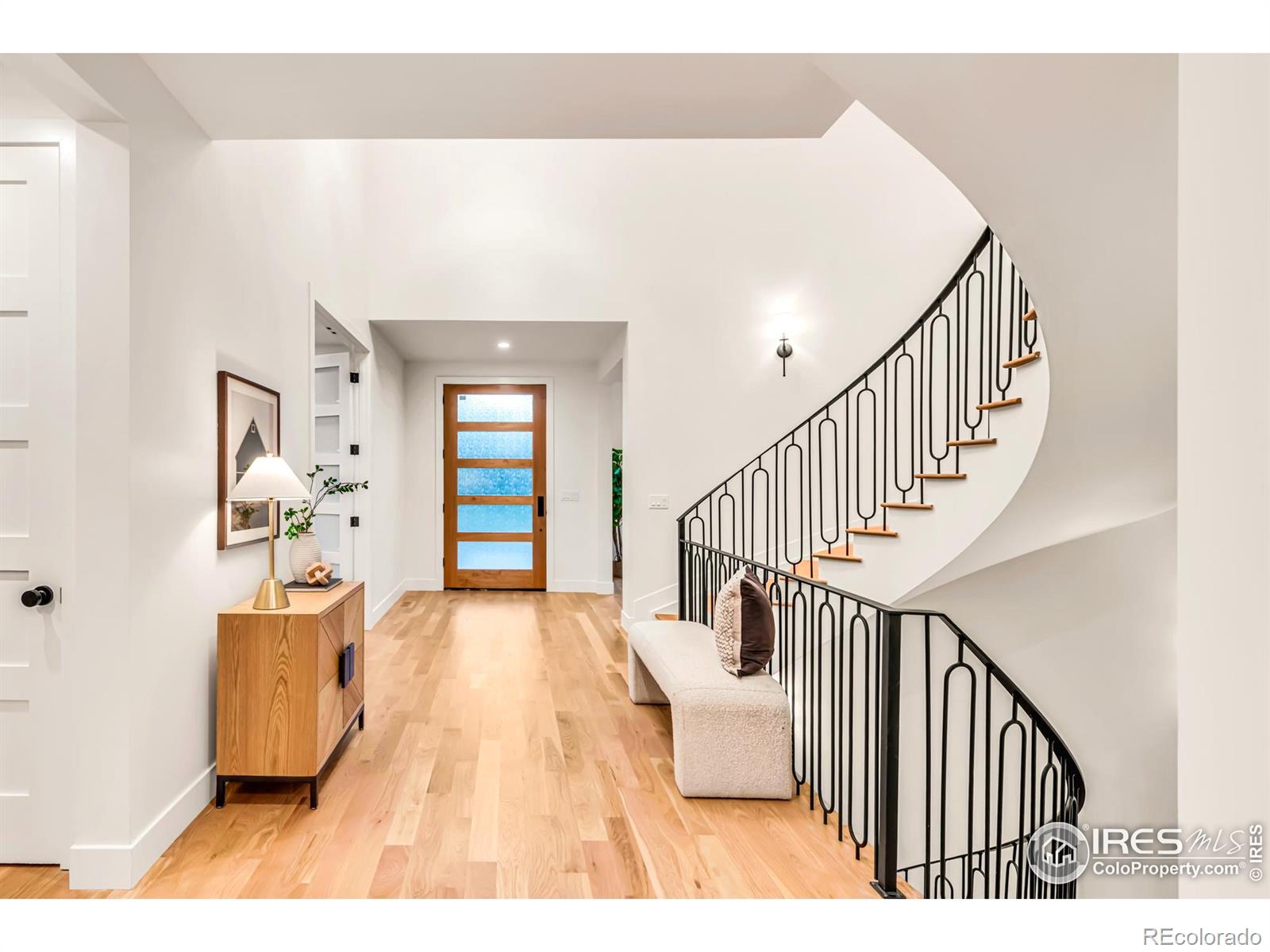 1476 S Josephine Street