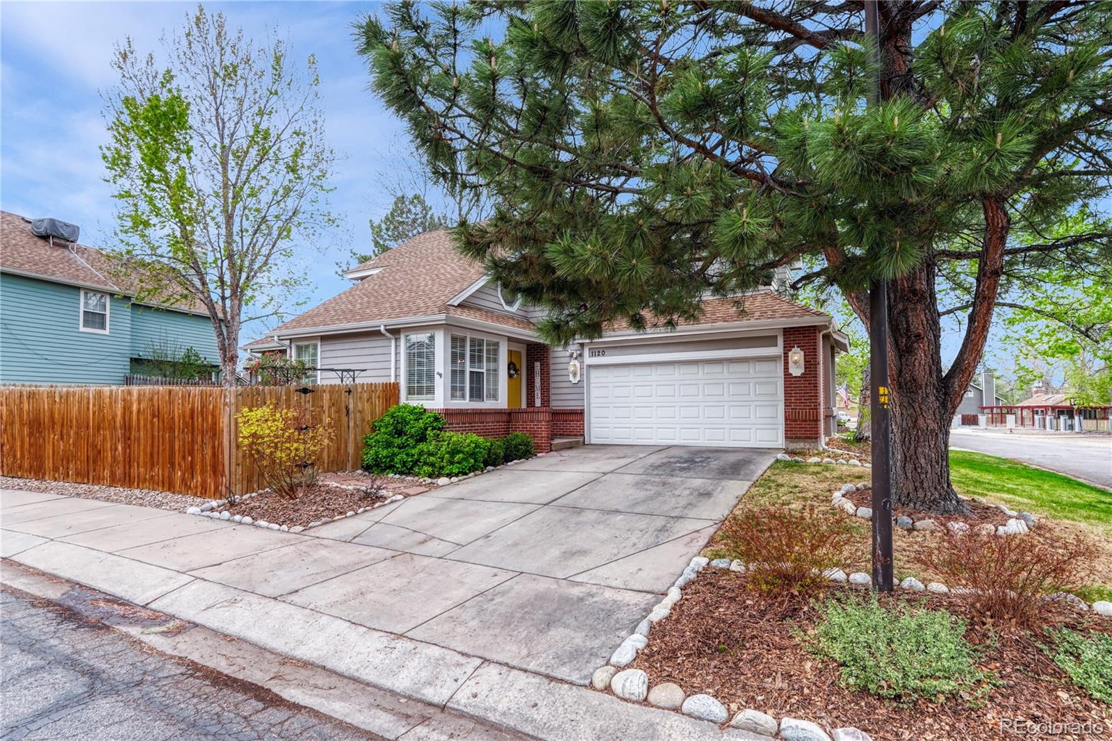 1120 S Flower Circle