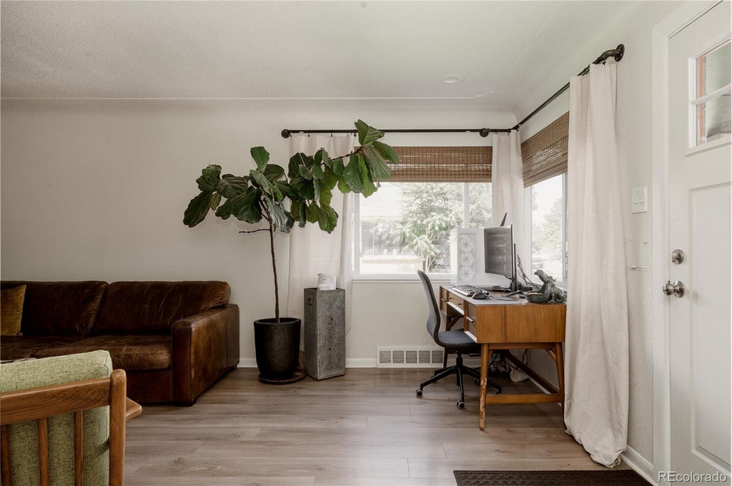 Photo of 3233 Jasmine Street, Denver, CO 80207 (MLS # 8396428)