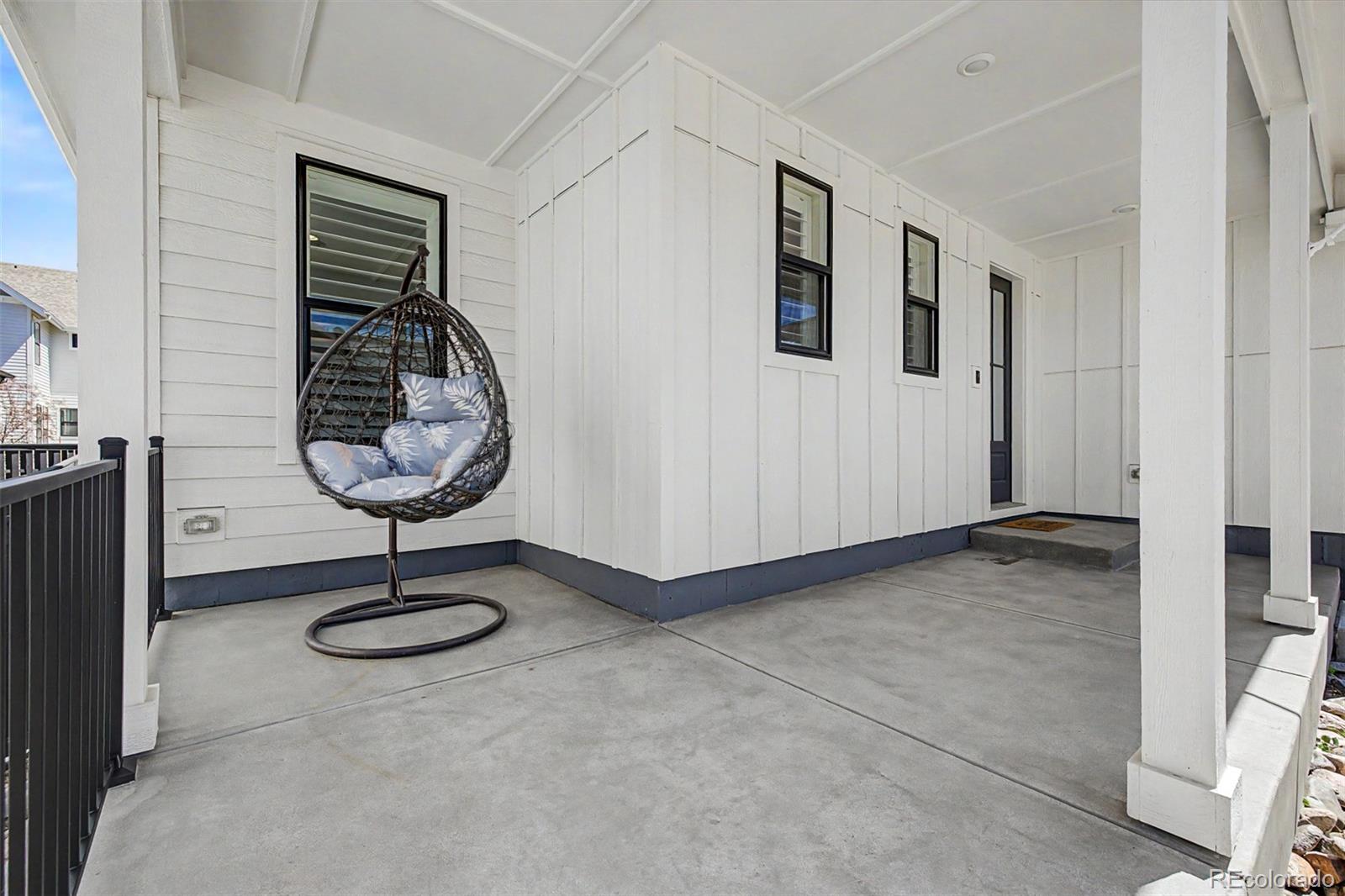 11172 Bright Sky Street