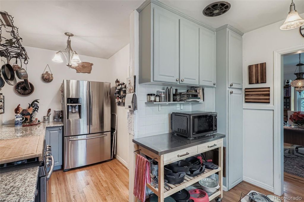 Photo of 2520 Locust Street, Denver, CO 80207 (MLS # 5735089)