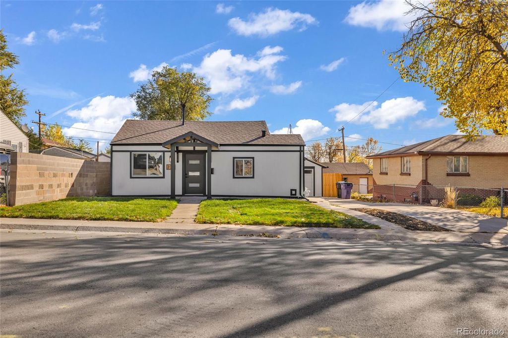 Photo of 230 S Decatur Street, Denver, CO 80219 (MLS # 8219554)