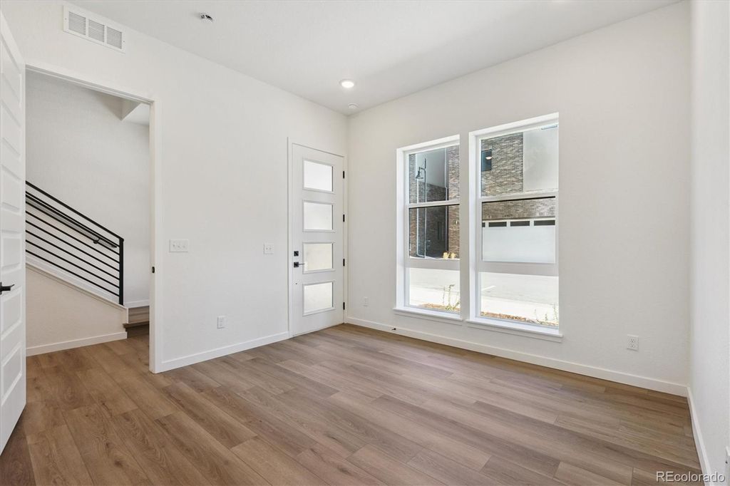 Photo of 11478 E Briarwood Circle, Centennial, CO 80112 (MLS # 7043916)