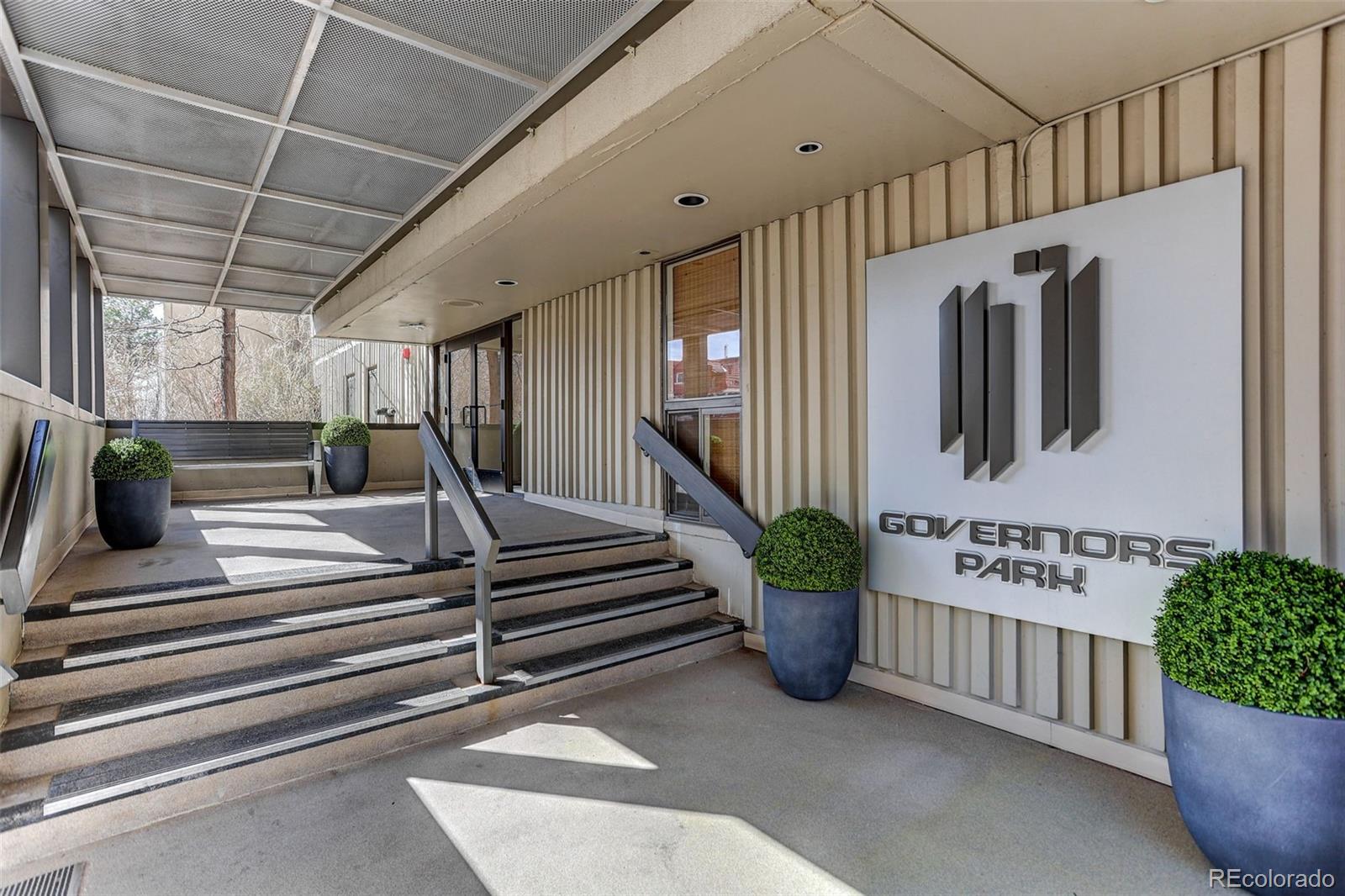 777 Washington Street 1004