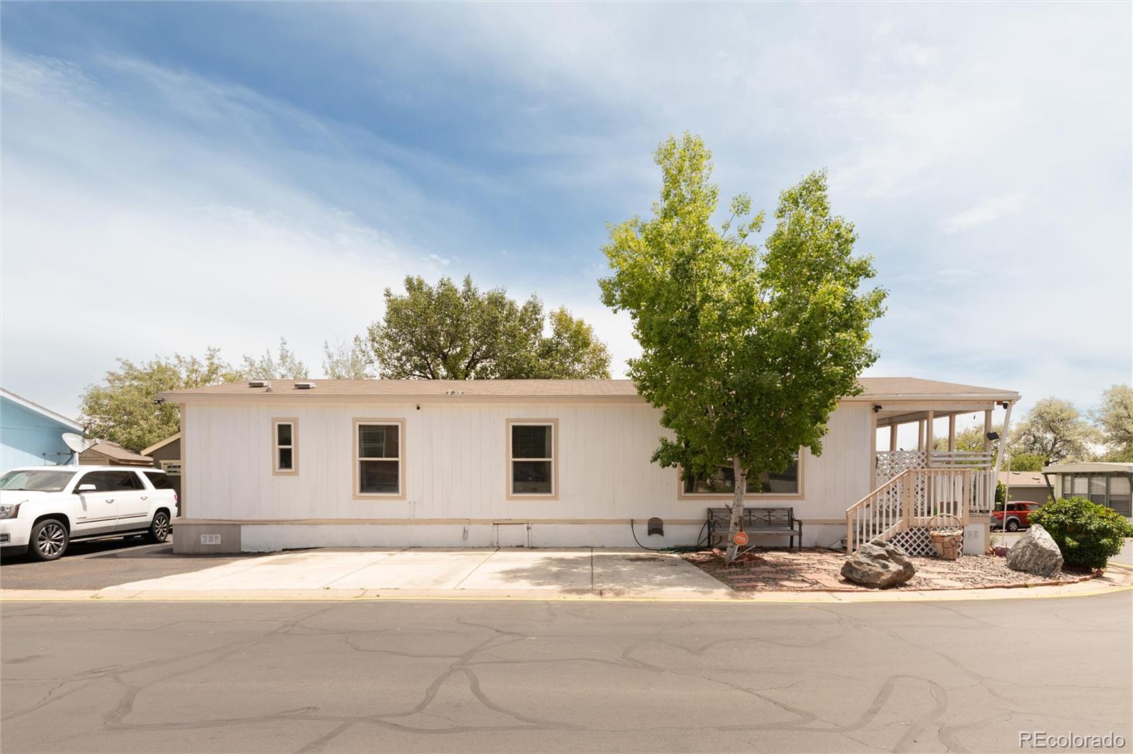 2551 W 92nd Avenue