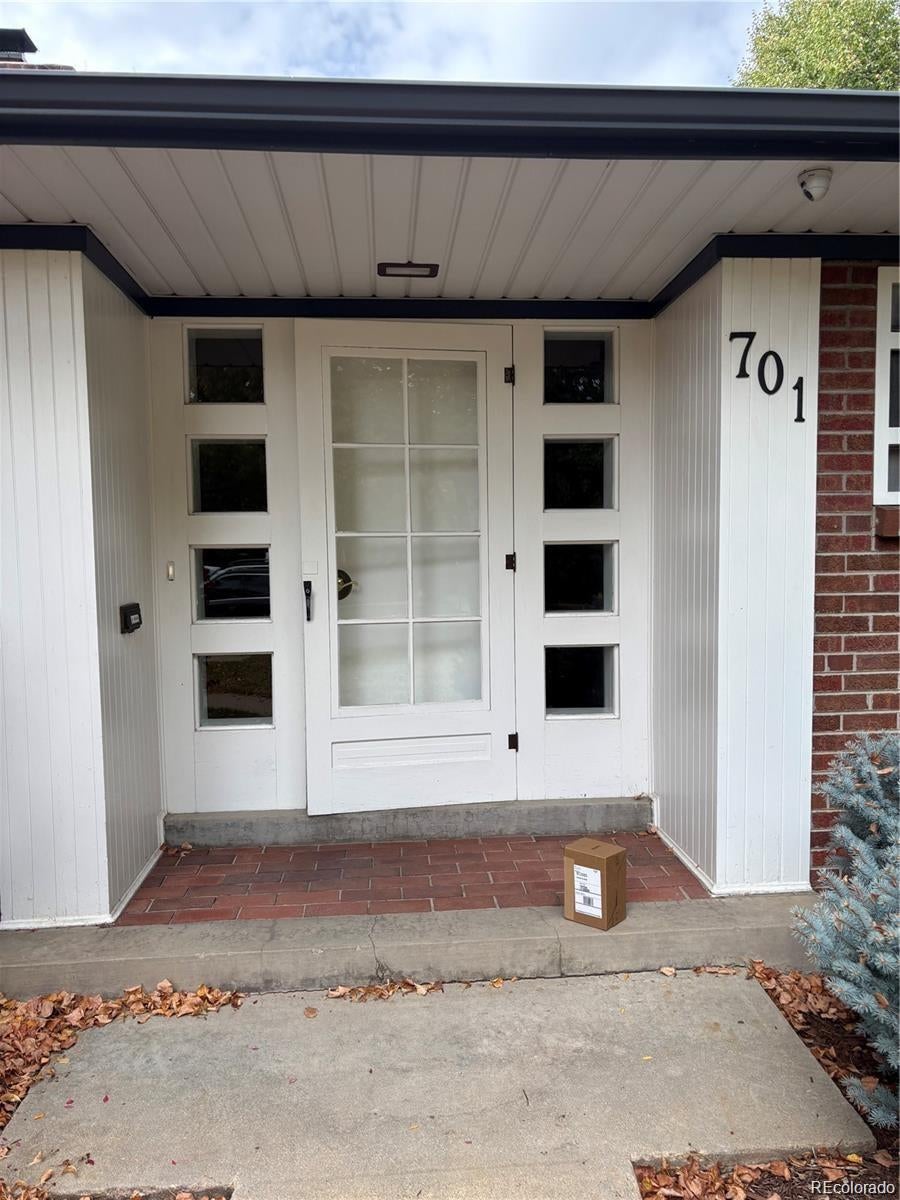 Photo of 701 S Clayton Street, Denver, CO 80209 (MLS # 8562112)