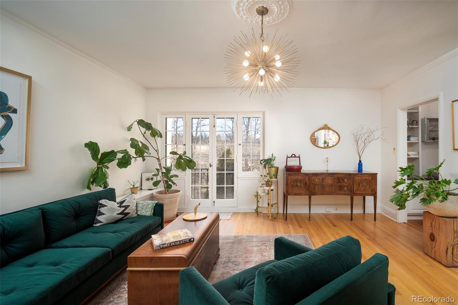 1515 E 9th Avenue 207