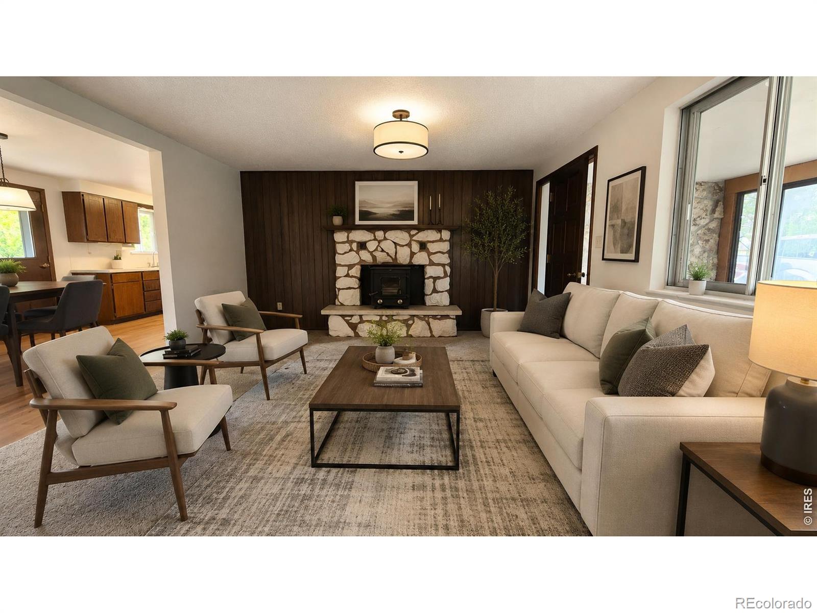 521 W 33rd Street