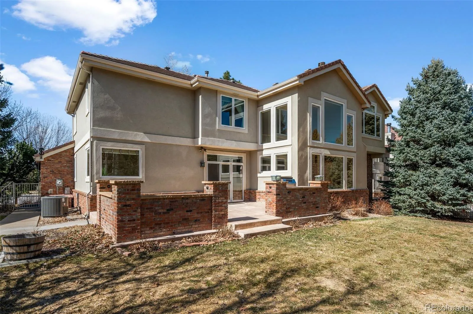 Aurora, Colorado 80016, United States, 5 Bedrooms Bedrooms, ,5 BathroomsBathrooms,Residential,Active,89432