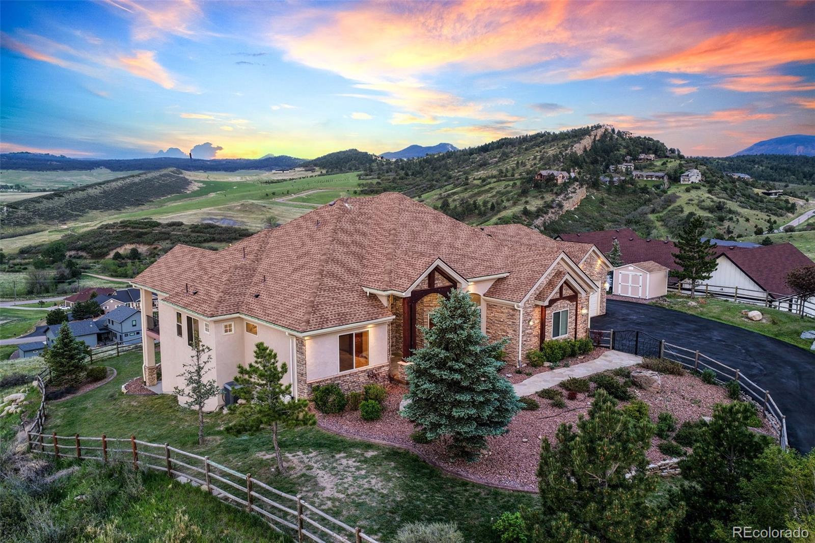 5441 Country Club Drive