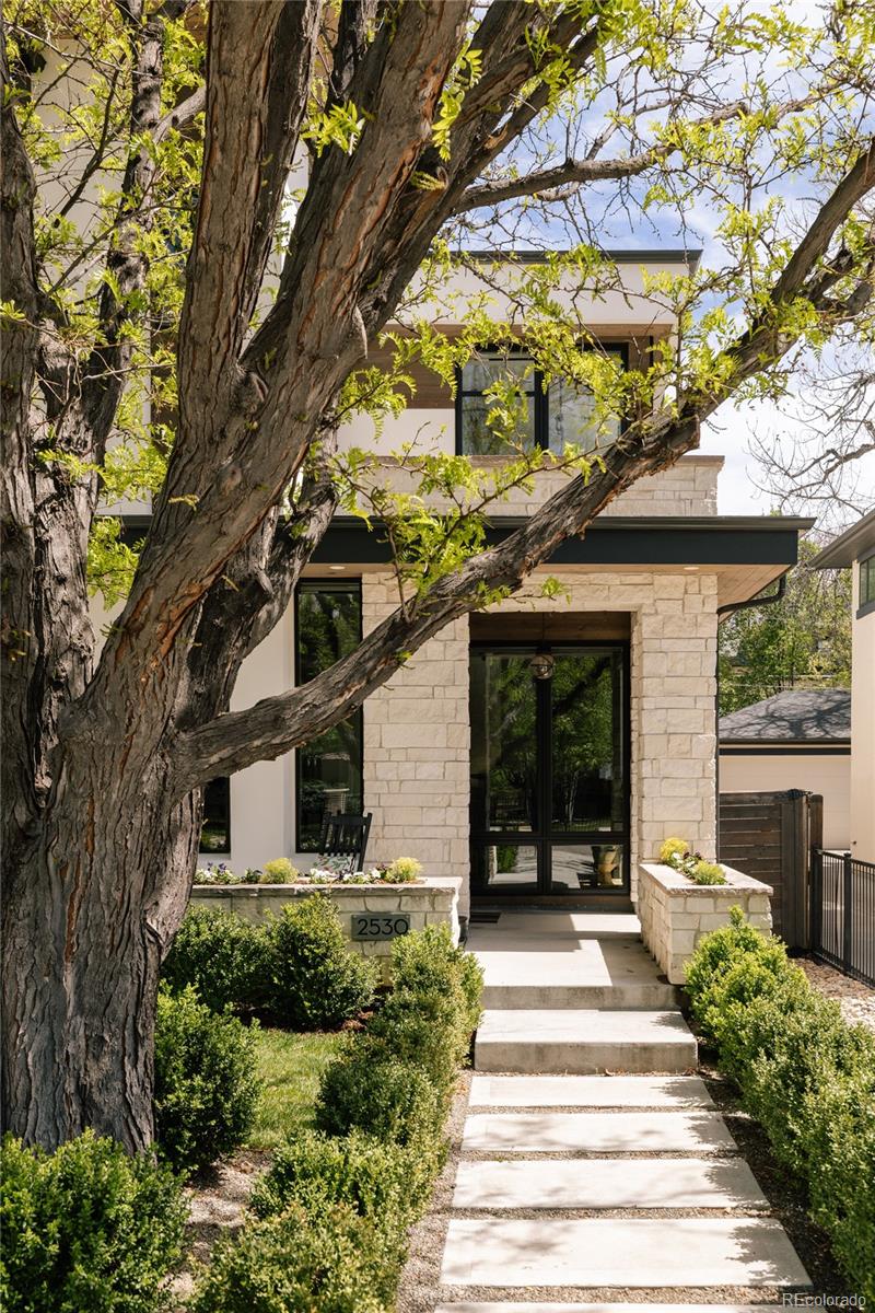 Photo of 2530 S Monroe Street, Denver, CO 80210 (MLS # 4188511)