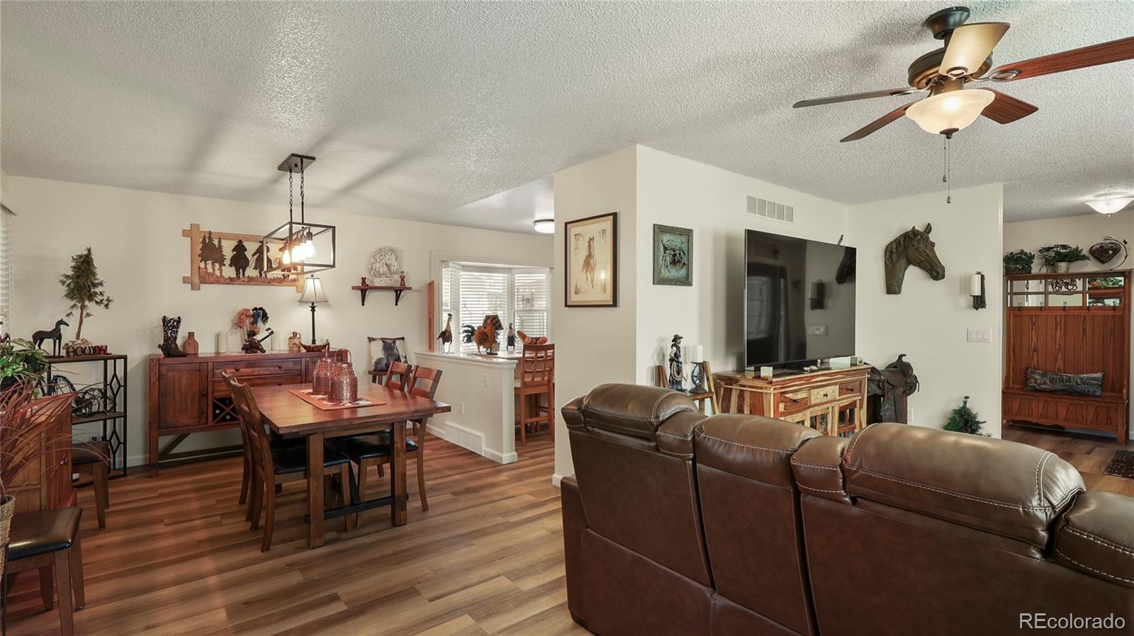 30 Douglas Drive N