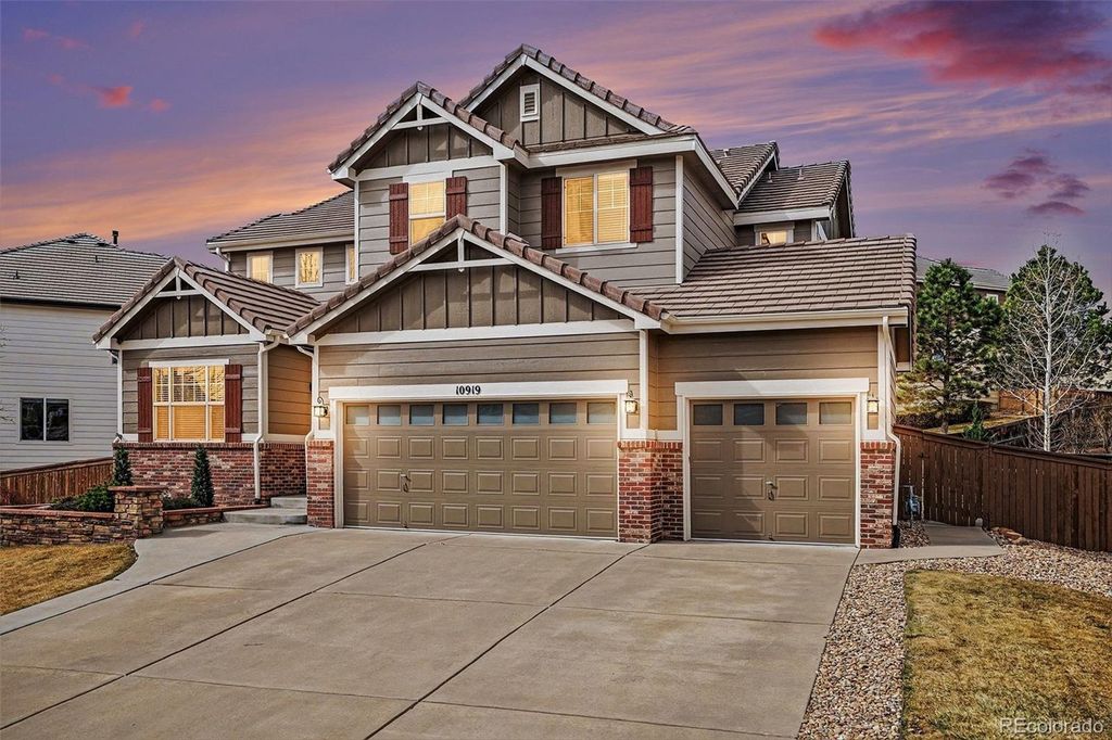 Photo of 10919 Bellbrook Circle, Highlands Ranch, CO 80130 (MLS # 8661008)