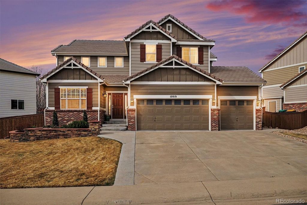 Photo of 10919 Bellbrook Circle, Highlands Ranch, CO 80130 (MLS # 8661008)