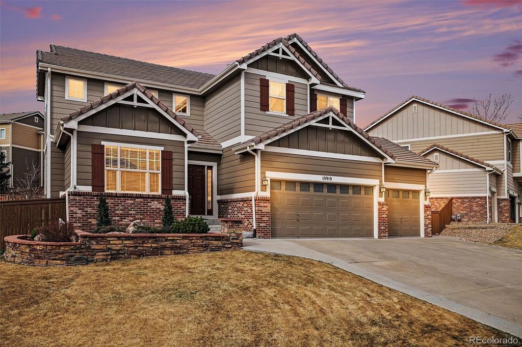 Photo of 10919 Bellbrook Circle, Highlands Ranch, CO 80130 (MLS # 8661008)