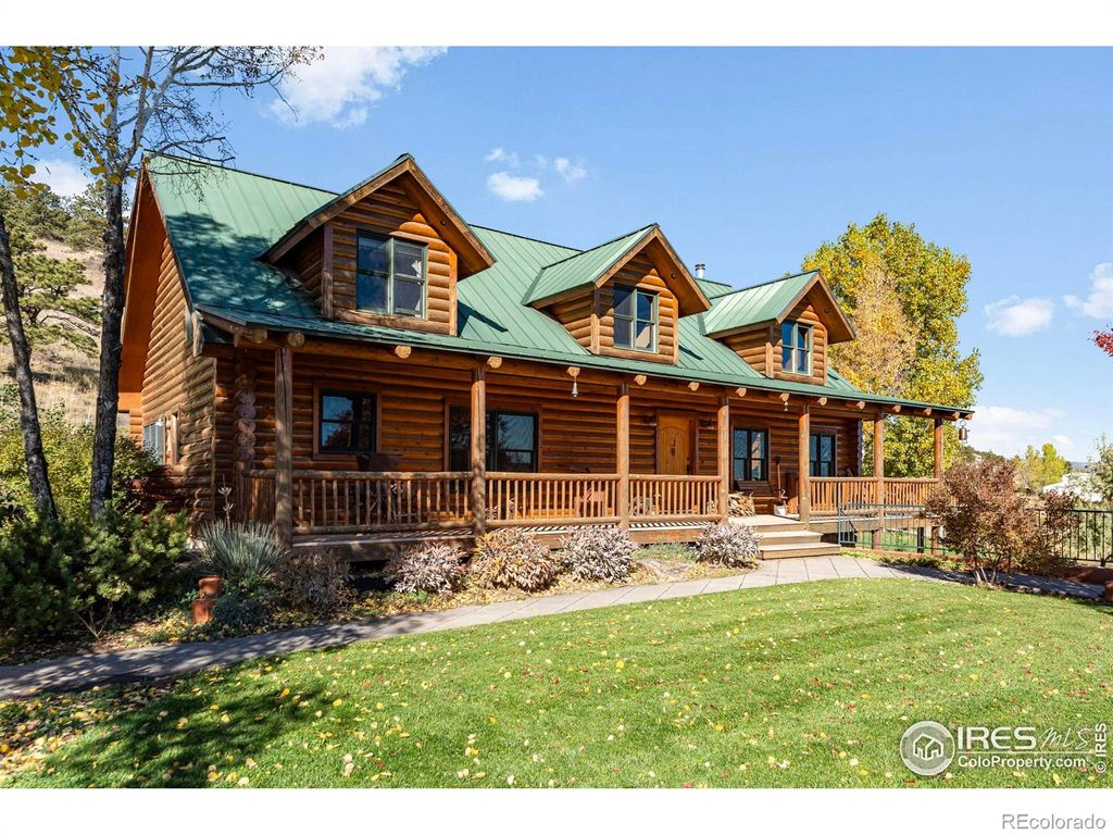 Photo of 196 Mule Deer Drive, Loveland, CO 80537 (MLS # IR1046079)