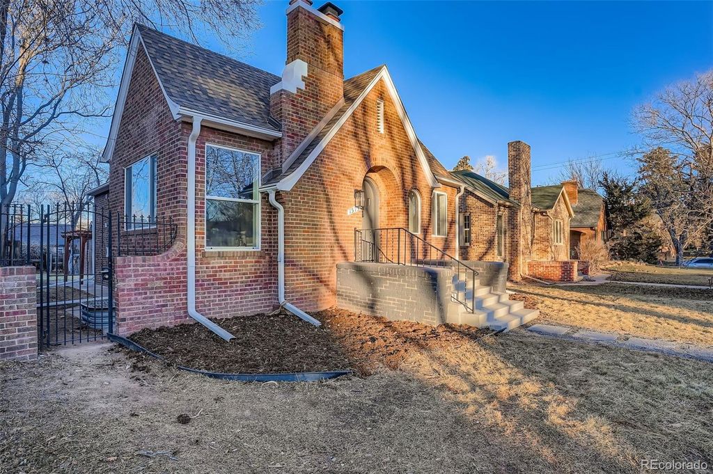 Photo of 1575 Eudora Street, Denver, CO 80220 (MLS # 9185198)