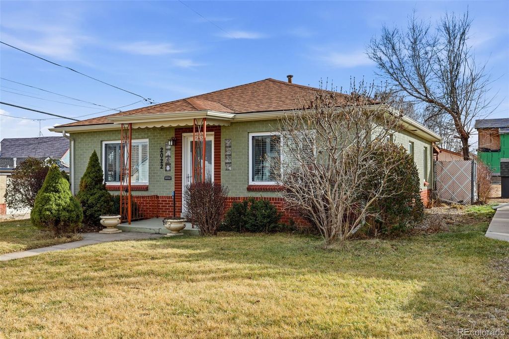 Photo of 2022 W Elk Place, Denver, CO 80211 (MLS # 2204089)