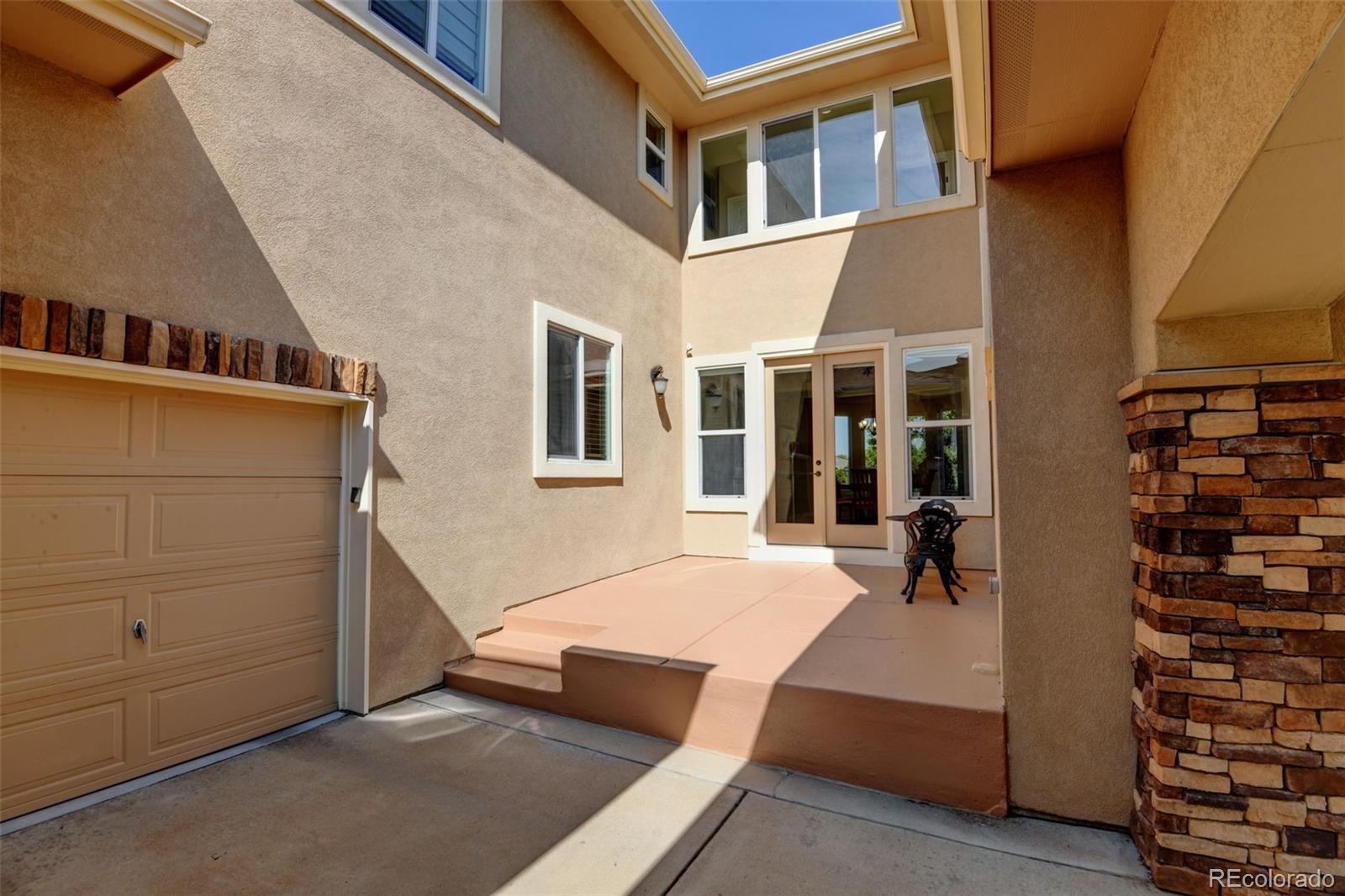 13973 Pinehurst Circle