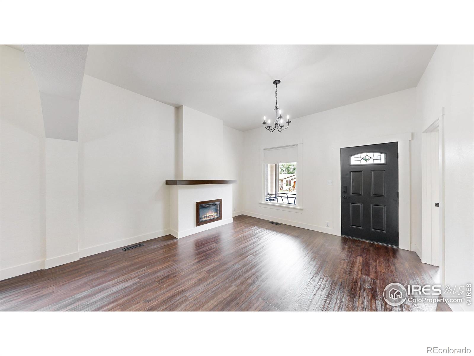 105 S Laura Avenue