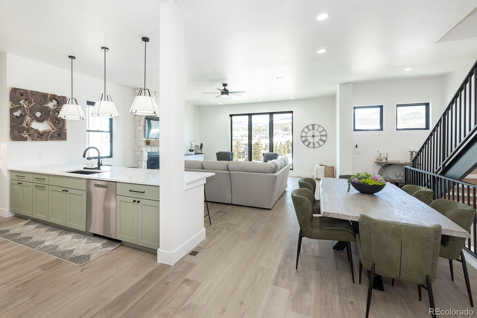 165 Whistlestop Circle